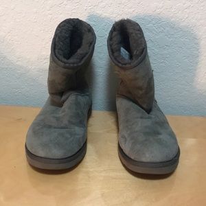 Gray Ankle UGGS